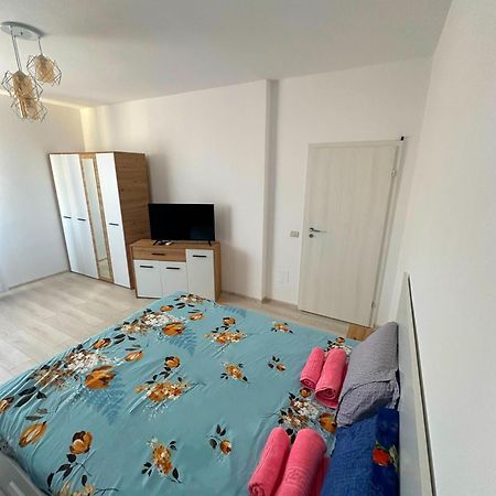 In Apart Hotel Bucureşti Ngoại thất bức ảnh