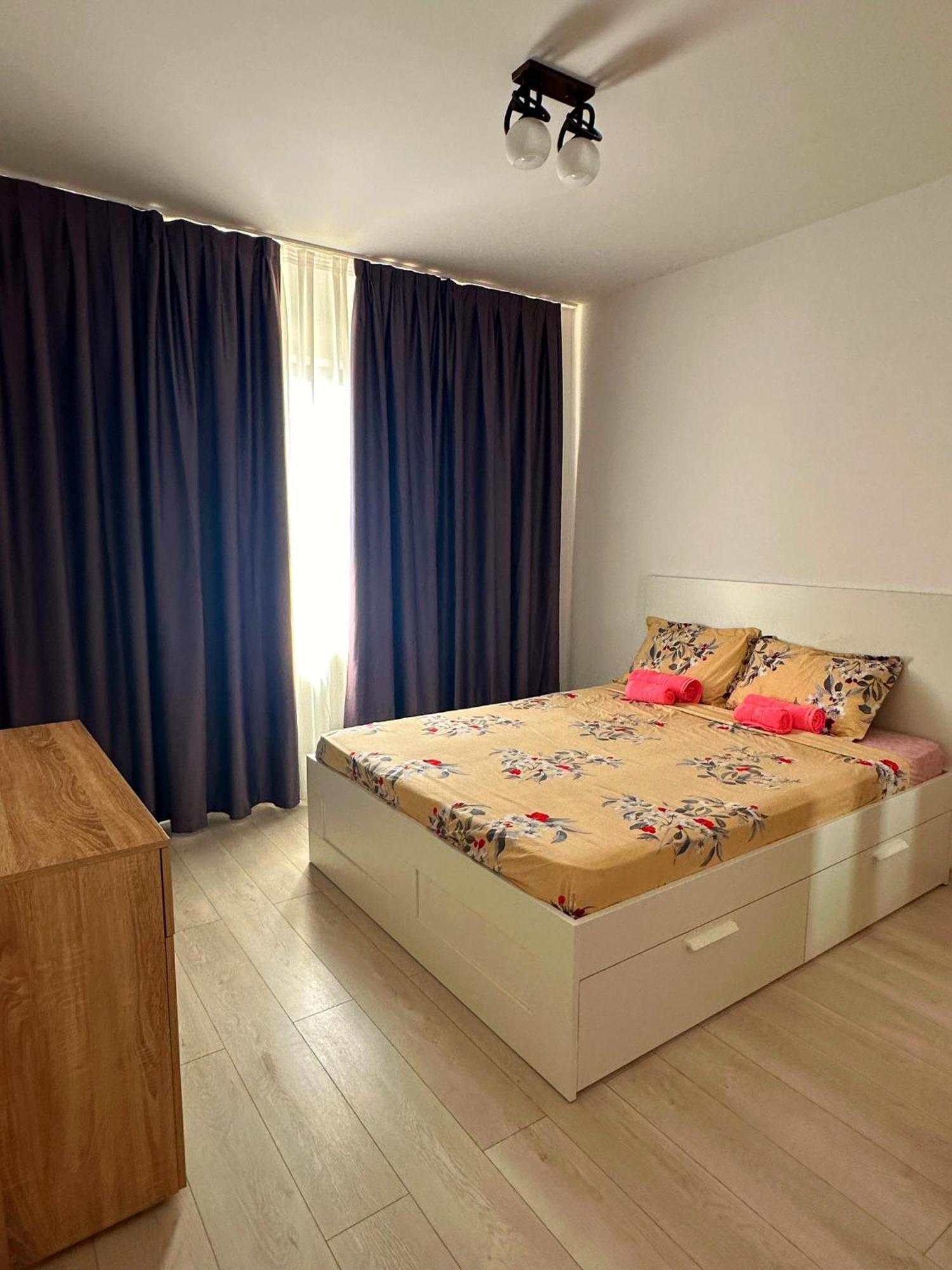 In Apart Hotel Bucureşti Ngoại thất bức ảnh